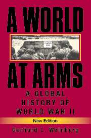 cover for A World at Arms: A Global History of World War II by Gerhard Weinberg